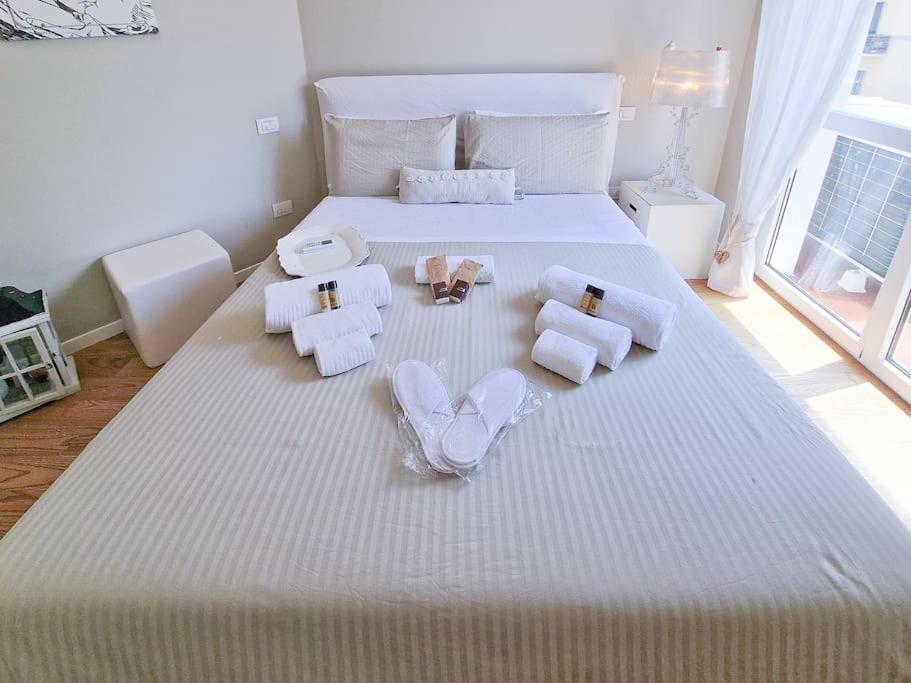 Charme On The River - City Center Apartment Verona Exterior photo